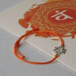 Гривна Свадищана чакра с листовка – творчество и емоционален баланс