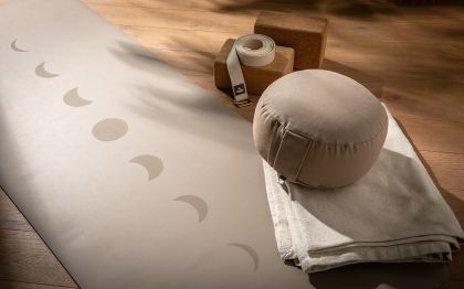 Йога комплект ЛУННИТЕ ФАЗИ